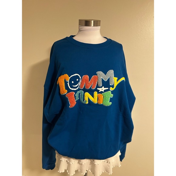 Tommy Innit 21 Crewneck Sweatshirt Blue XL Embroidered Logo Smiley Face